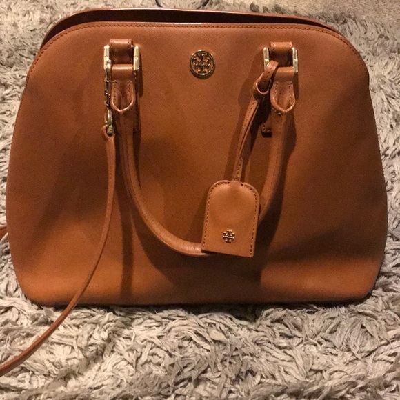 Tory Burch Handbags - Tory Burch Tan purse